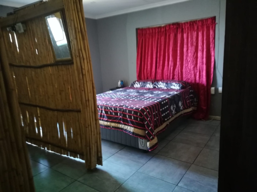 4 Bedroom Property for Sale in Bethelsdorp Eastern Cape